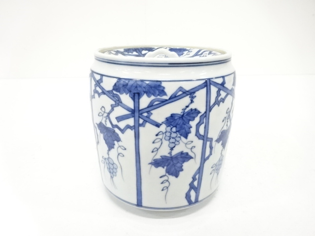 橋本籠岳造　染付　葡萄棚　水指